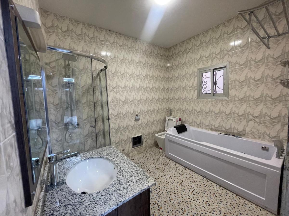 Residence Noumsi Yaounde Luaran gambar