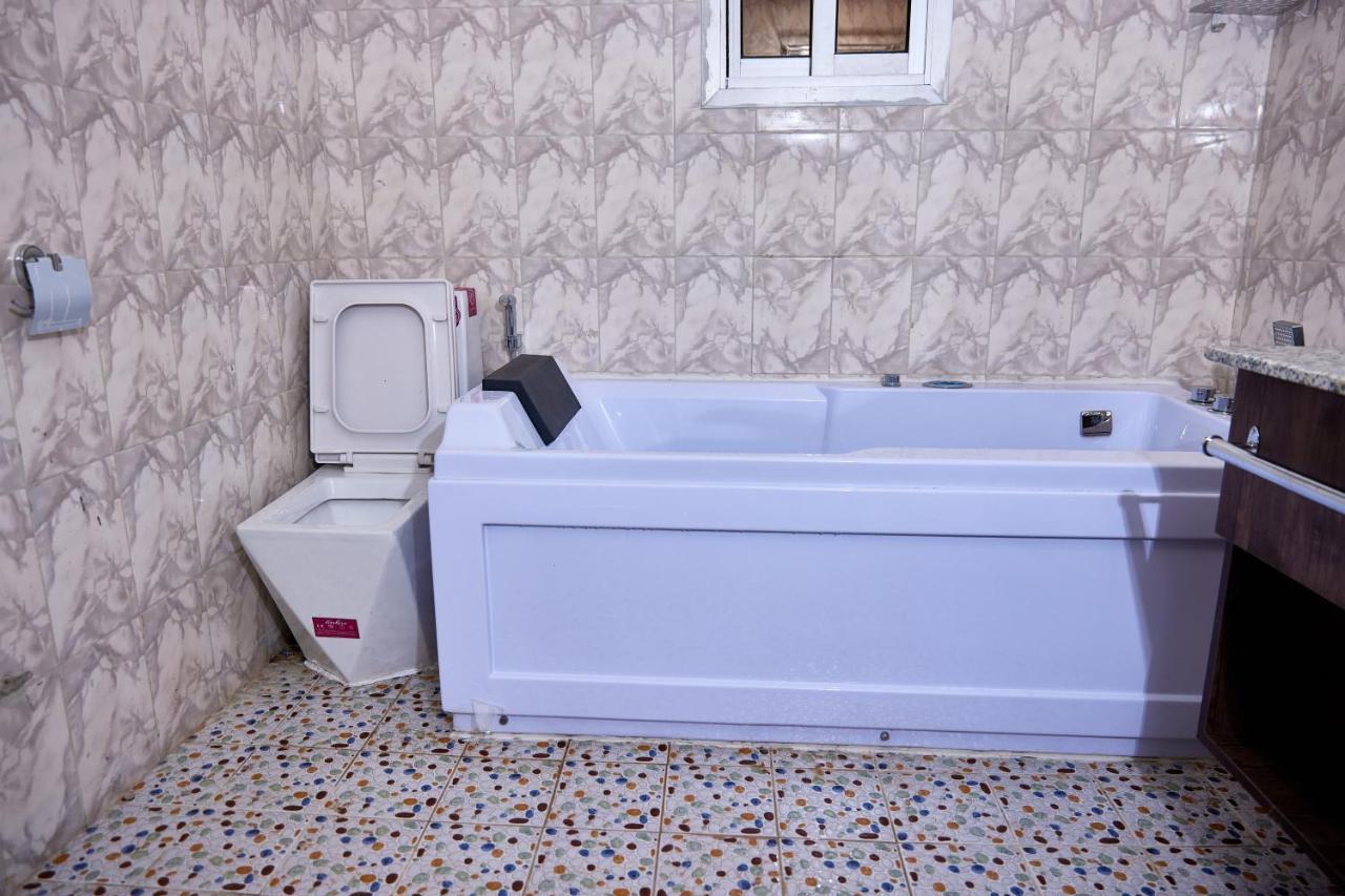 Residence Noumsi Yaounde Luaran gambar