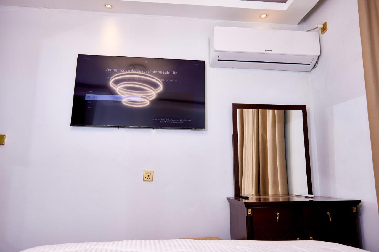 Residence Noumsi Yaounde Luaran gambar