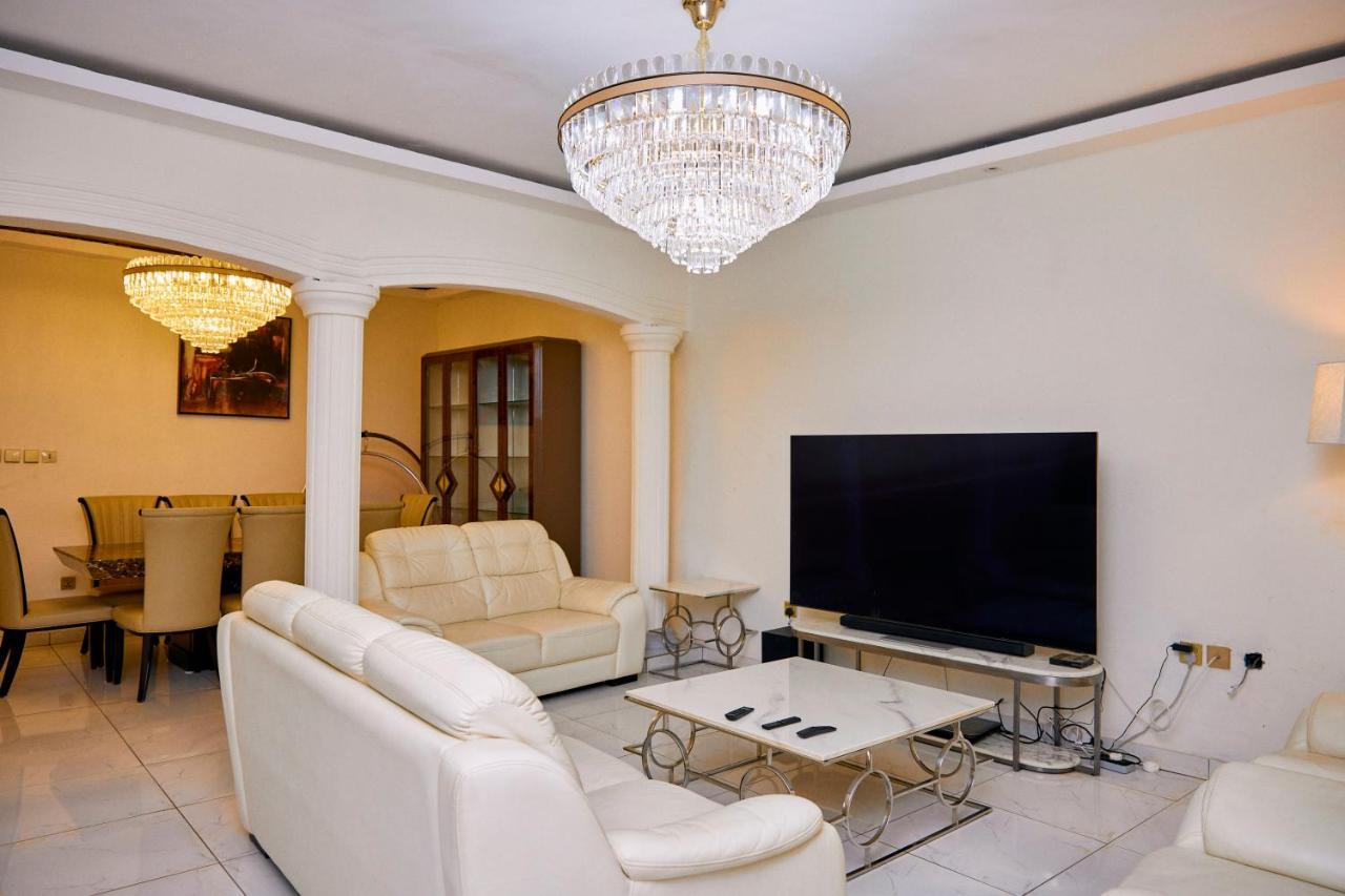 Residence Noumsi Yaounde Luaran gambar