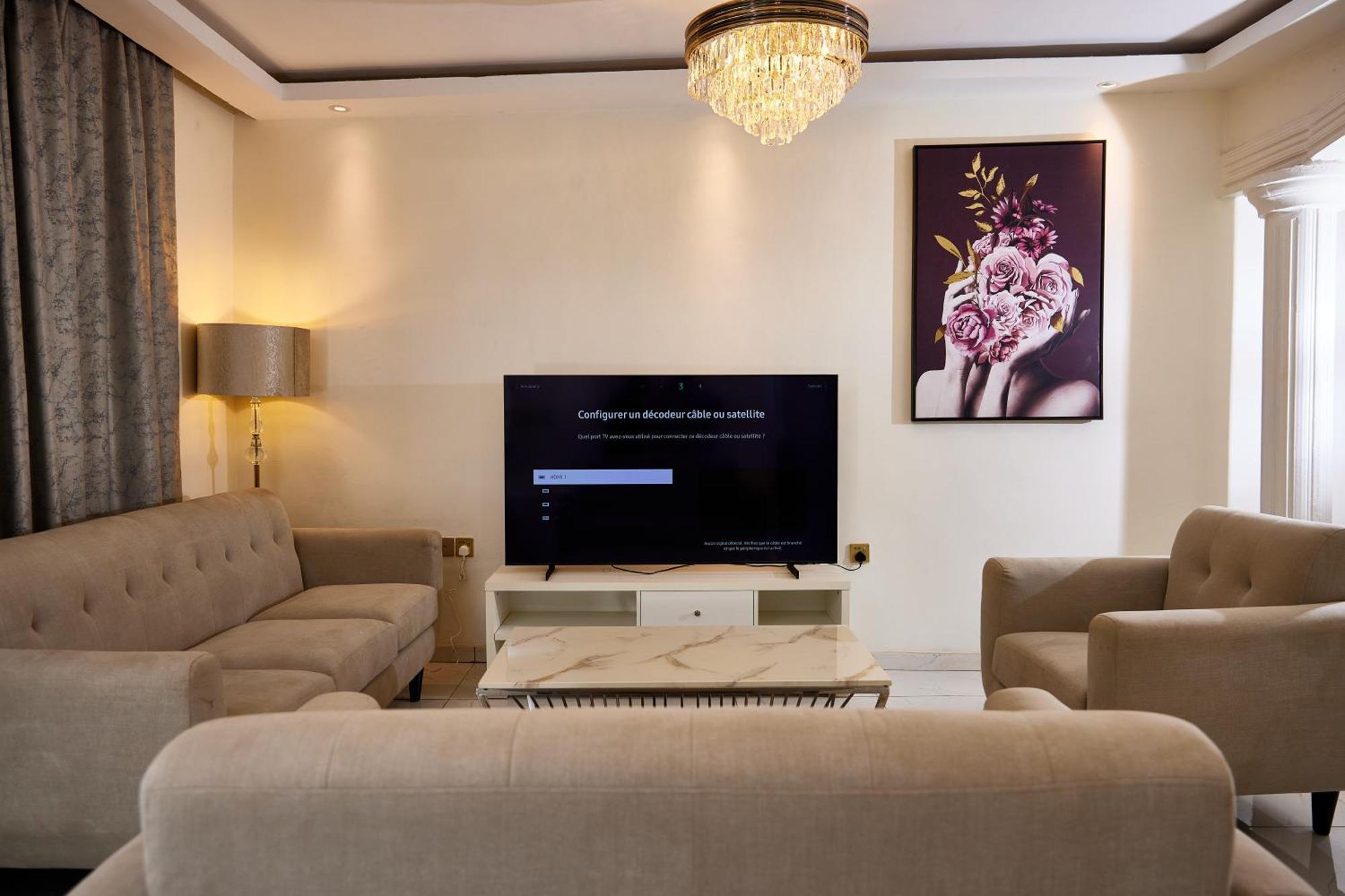 Residence Noumsi Yaounde Luaran gambar