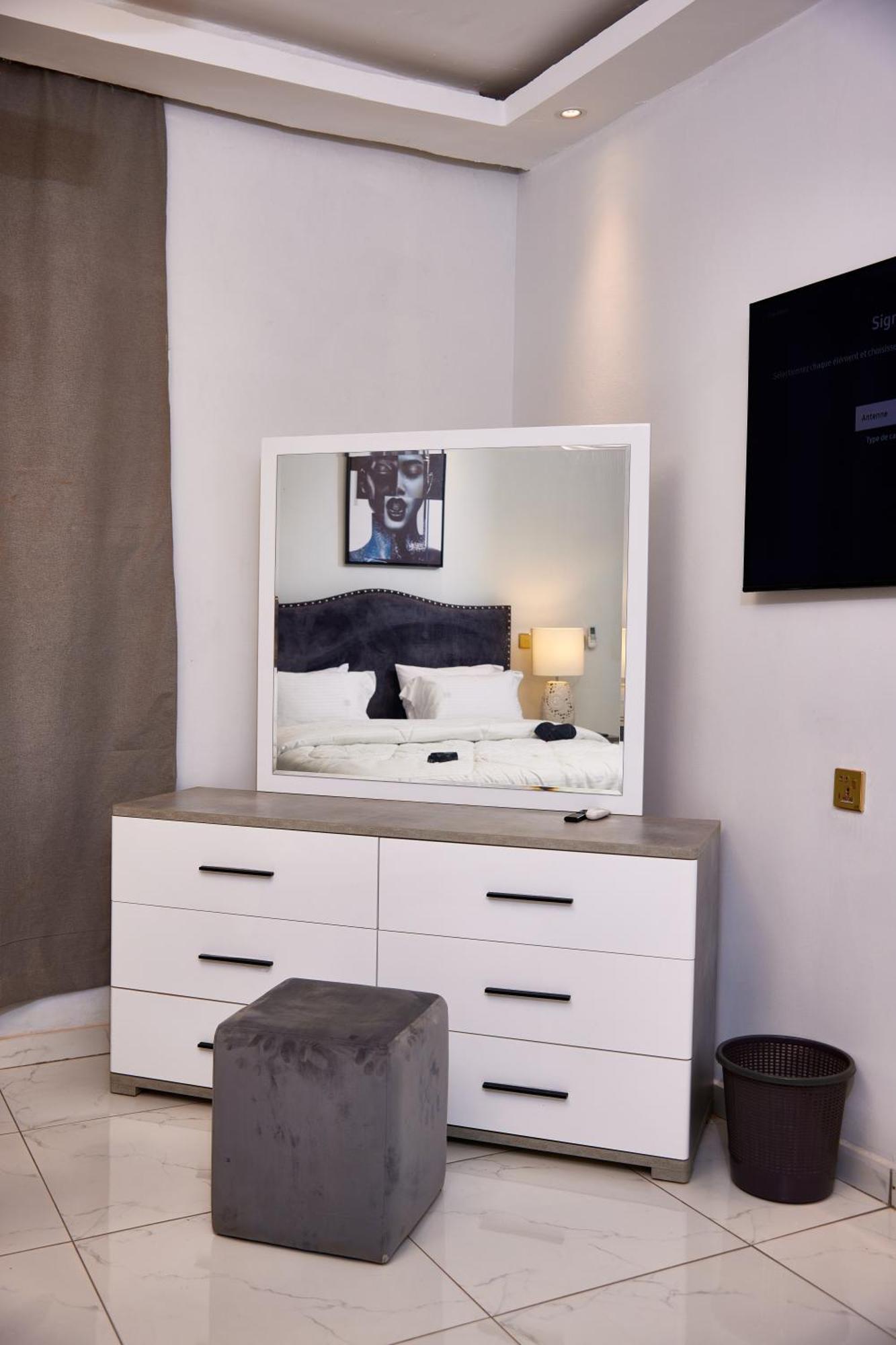 Residence Noumsi Yaounde Luaran gambar